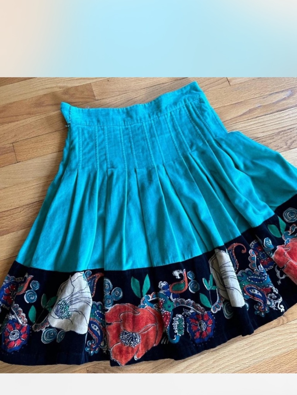 Rare ‘ Fei ‘Turquoise Floral Border Pleated Skirt Anthropologie